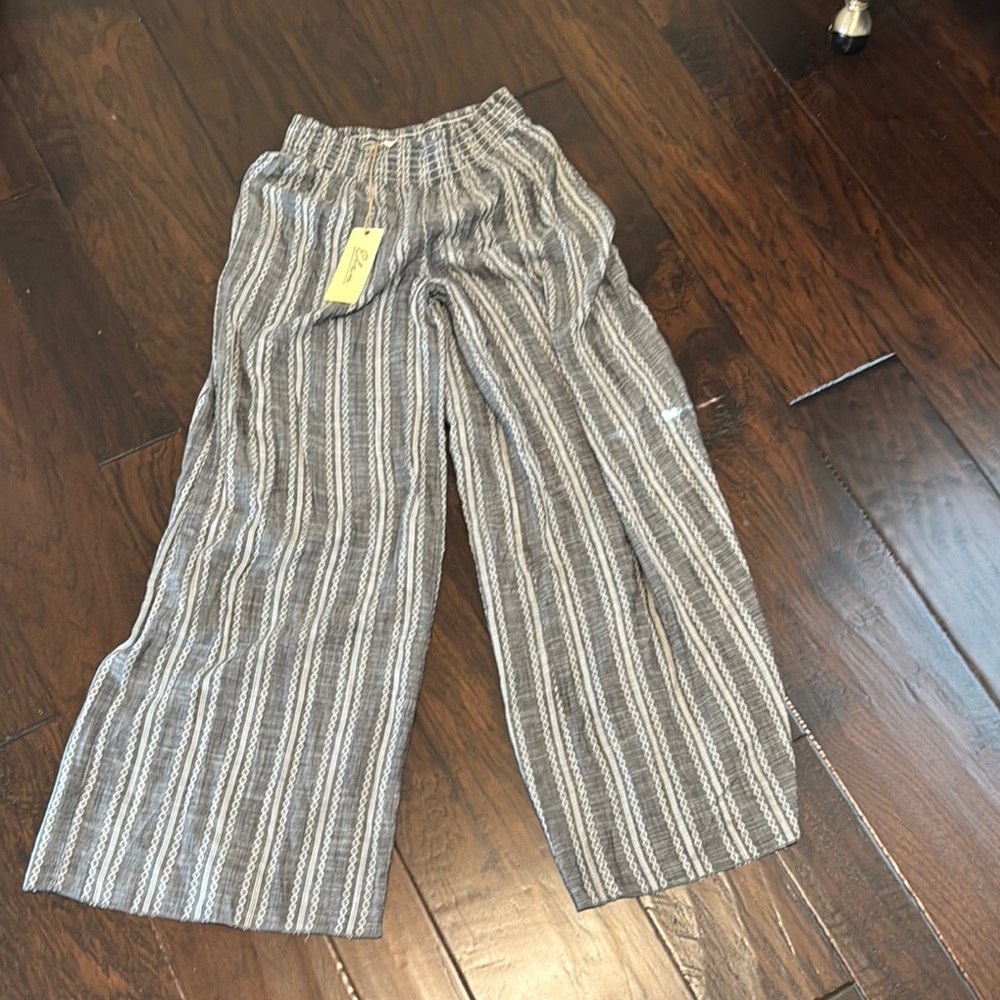 Elan brand Striped Gray Wide-Leg Pants New with tags size Small